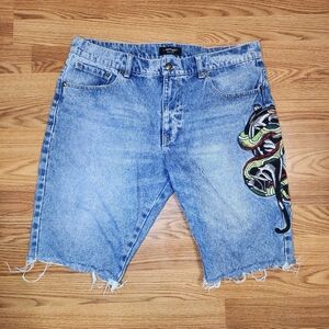 🐉ED HARDY🐉 Men’s Denim Jean Shorts Size 34 Snake Embroidered Y2k Vintage